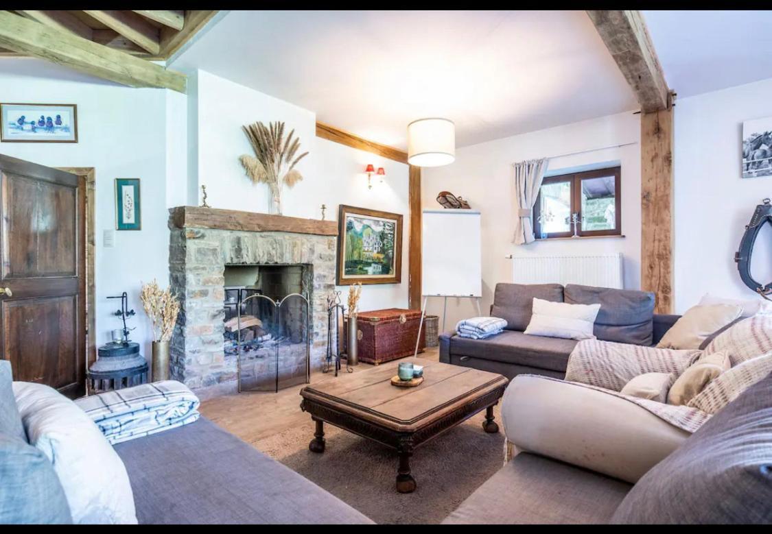 Apartamento Les Ecuries De Lesse Libin Exterior foto